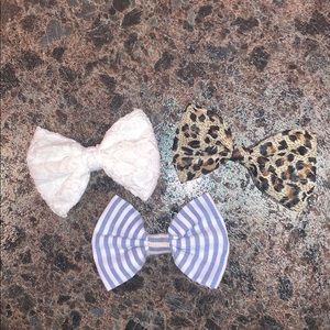 Abercrombie & Fitch Hair Bow Clips Set of 3
